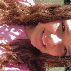 Meet your Posher, Ansley